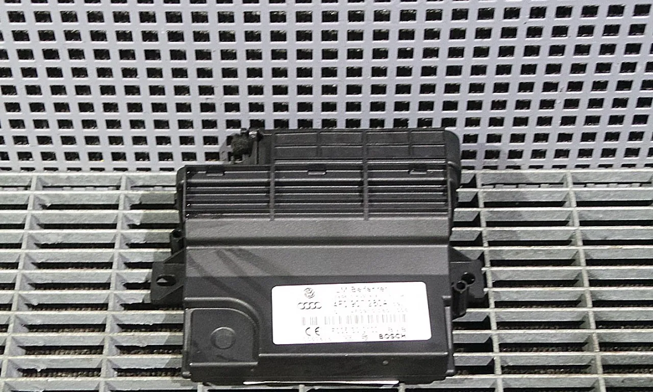 MODUL CONFORT PASAGER AUDI A6 C6 Avant 2004-2011