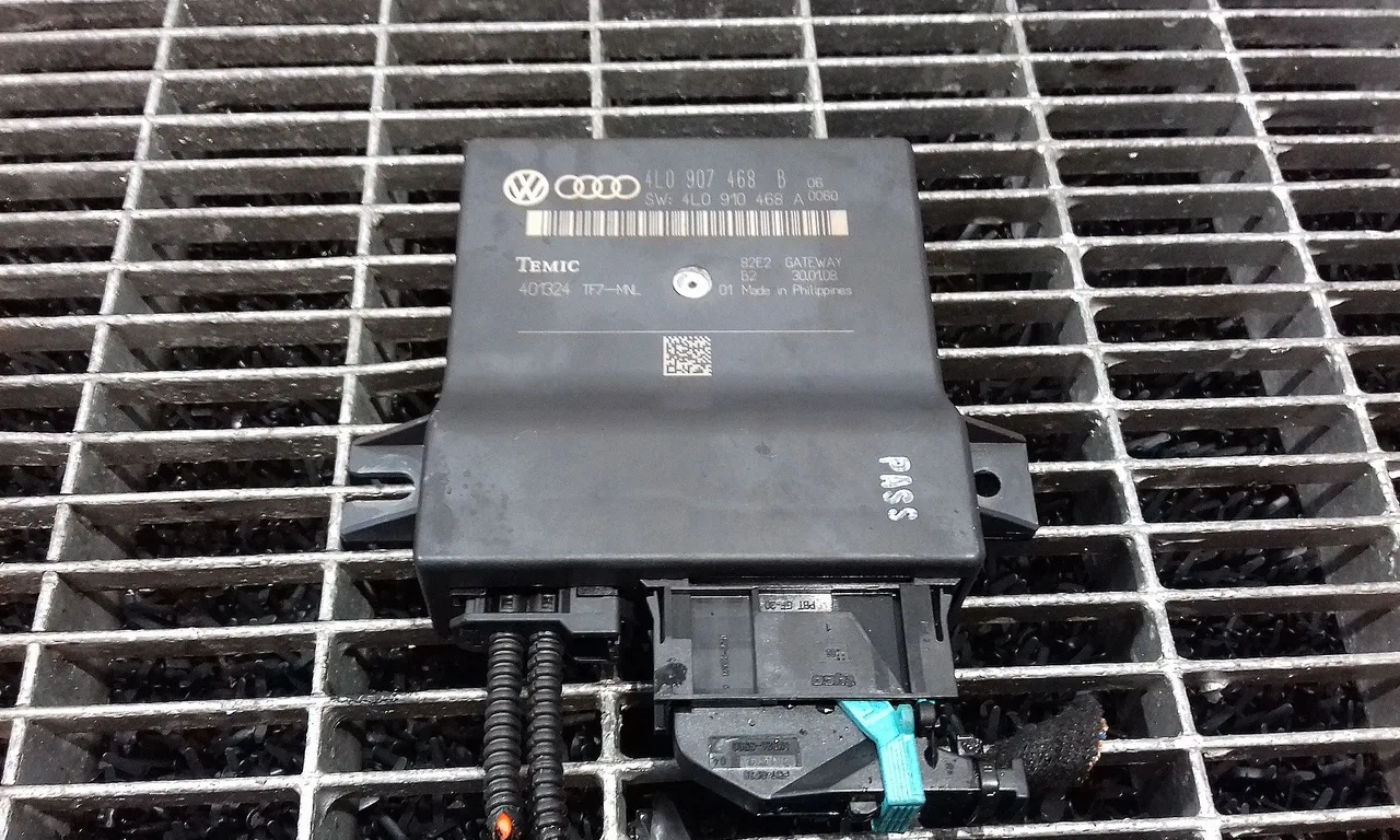 MODUL GATEWAY AUDI A6 C6 Avant 2004-2011