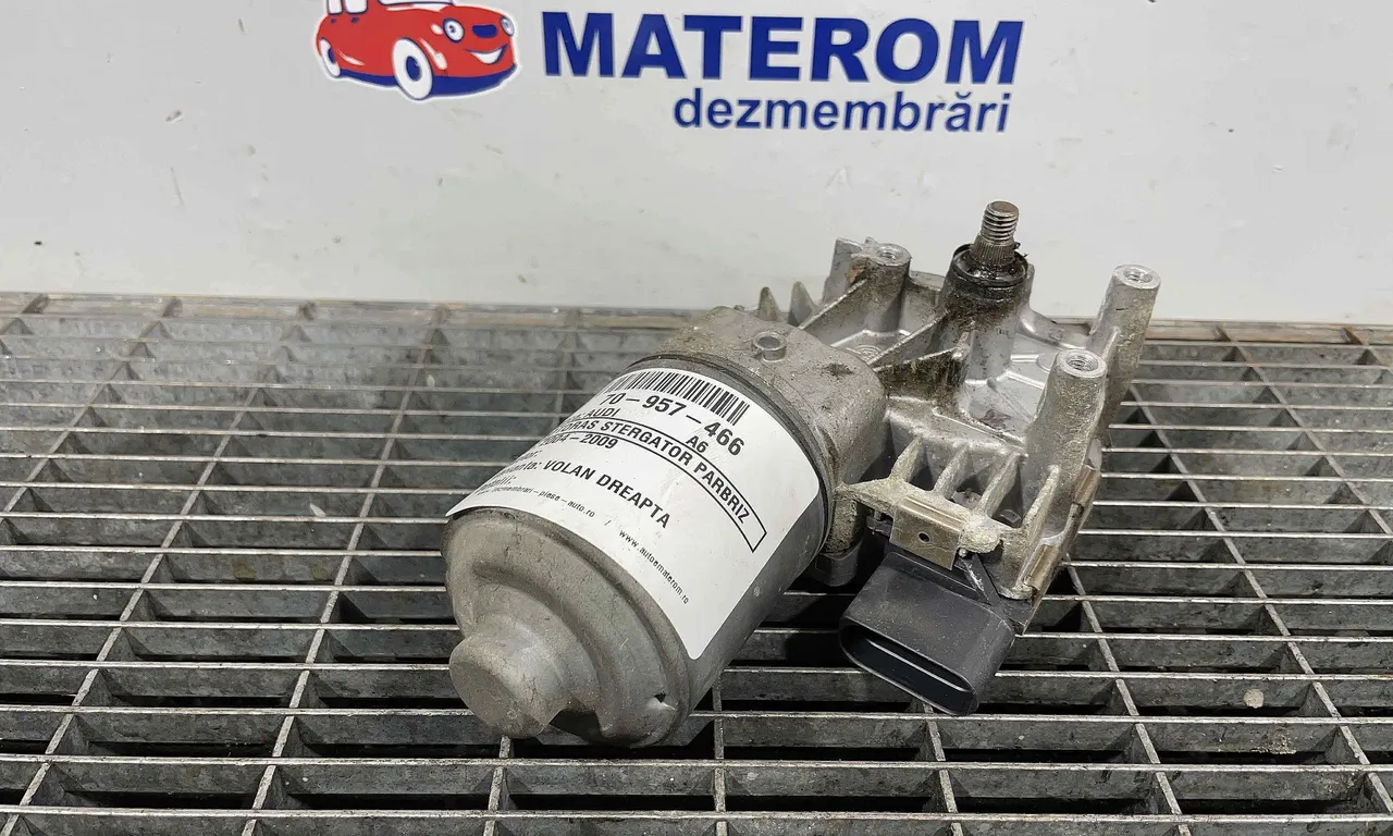 MOTORAS STERGATOR PARBRIZ AUDI A6 C6 Avant 2004-2011