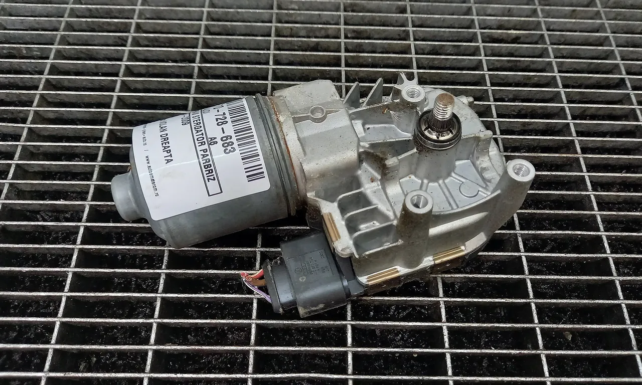 MOTORAS STERGATOR PARBRIZ AUDI A6 C6 Avant 2004-2011