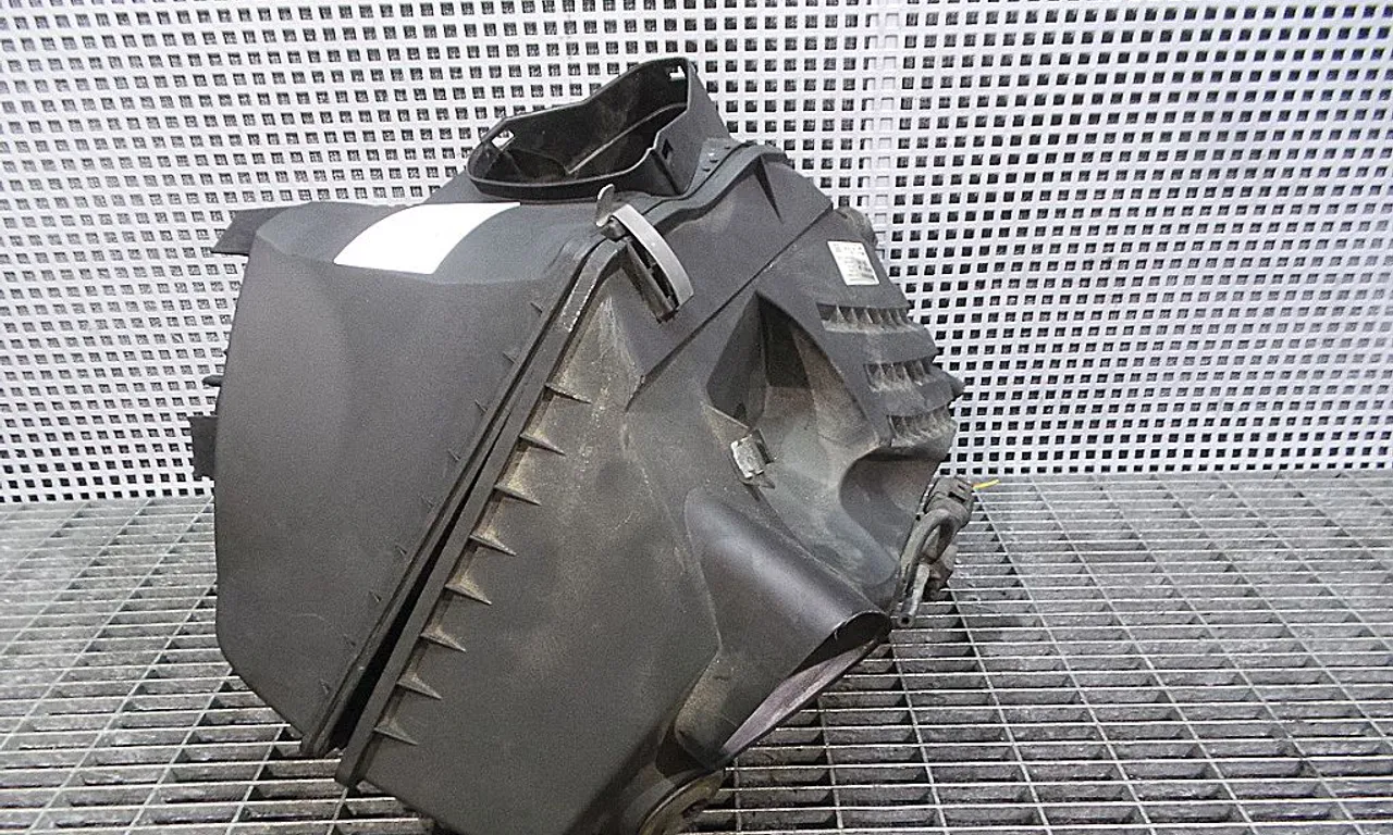 CARCASA FILTRU AER AUDI A6 C6 Avant 2004-2011