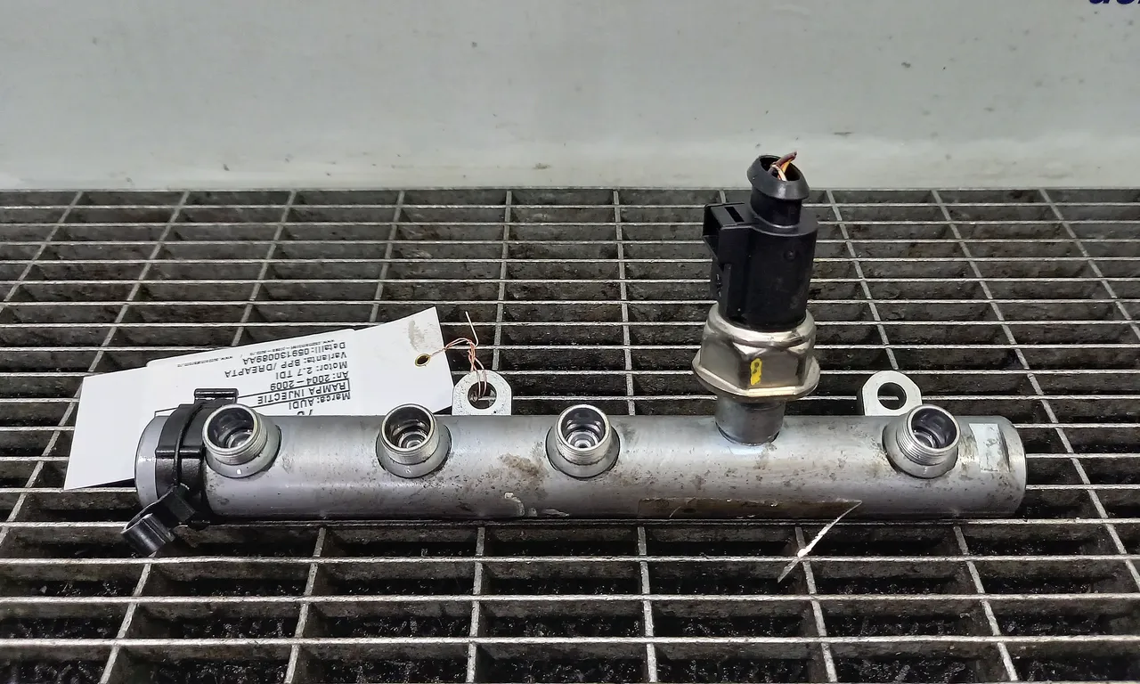 RAMPA INJECTIE AUDI A6 C6 Avant 2004-2011