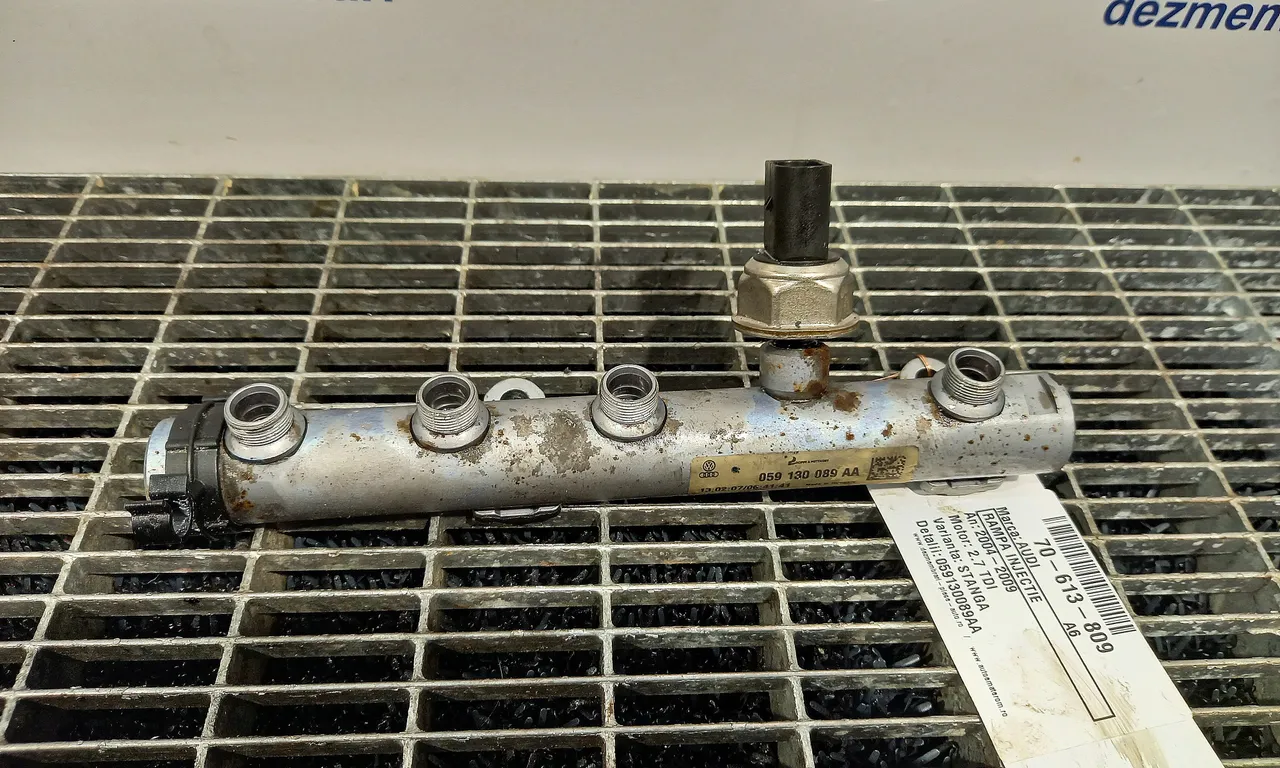 RAMPA INJECTIE AUDI A6 C6 Avant 2004-2011