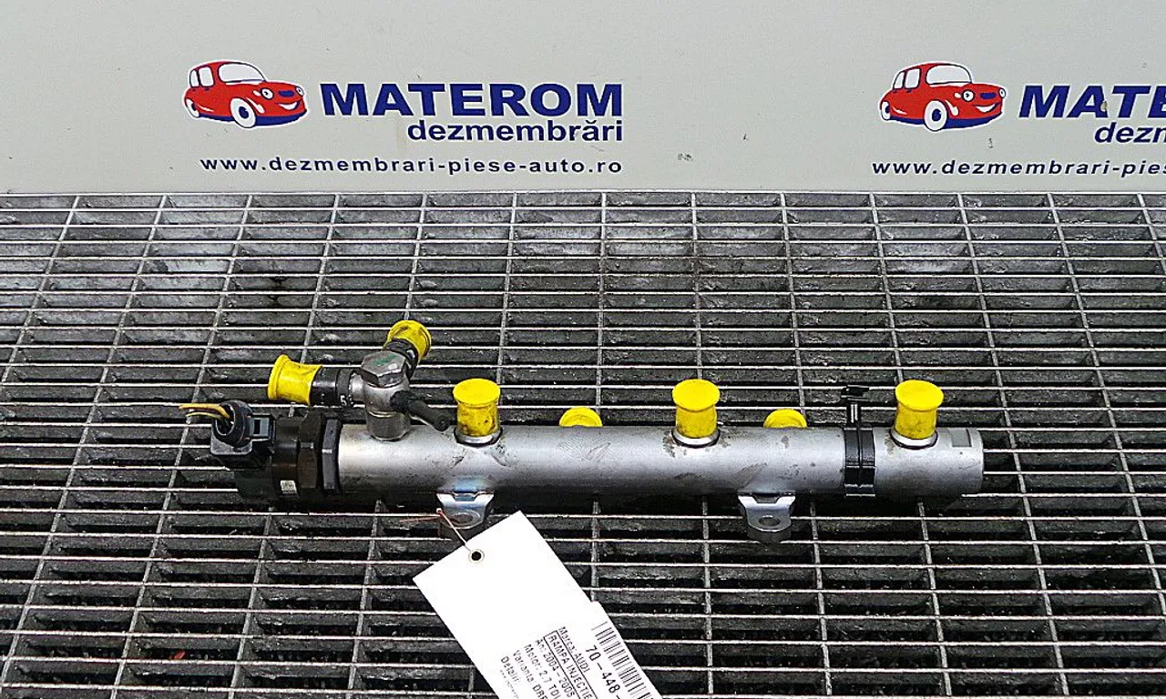 RAMPA INJECTIE AUDI A6 C6 Avant 2004-2011