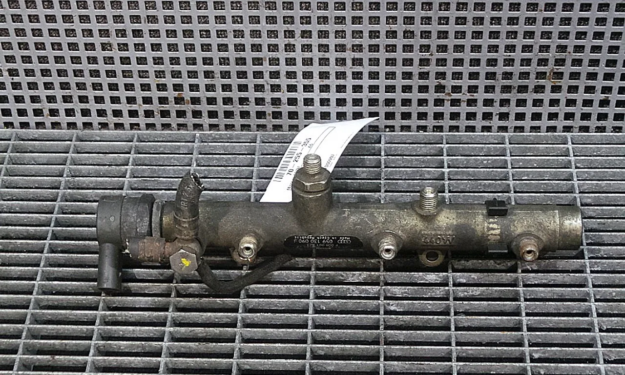 RAMPA INJECTIE AUDI A6 C6 Avant 2004-2011