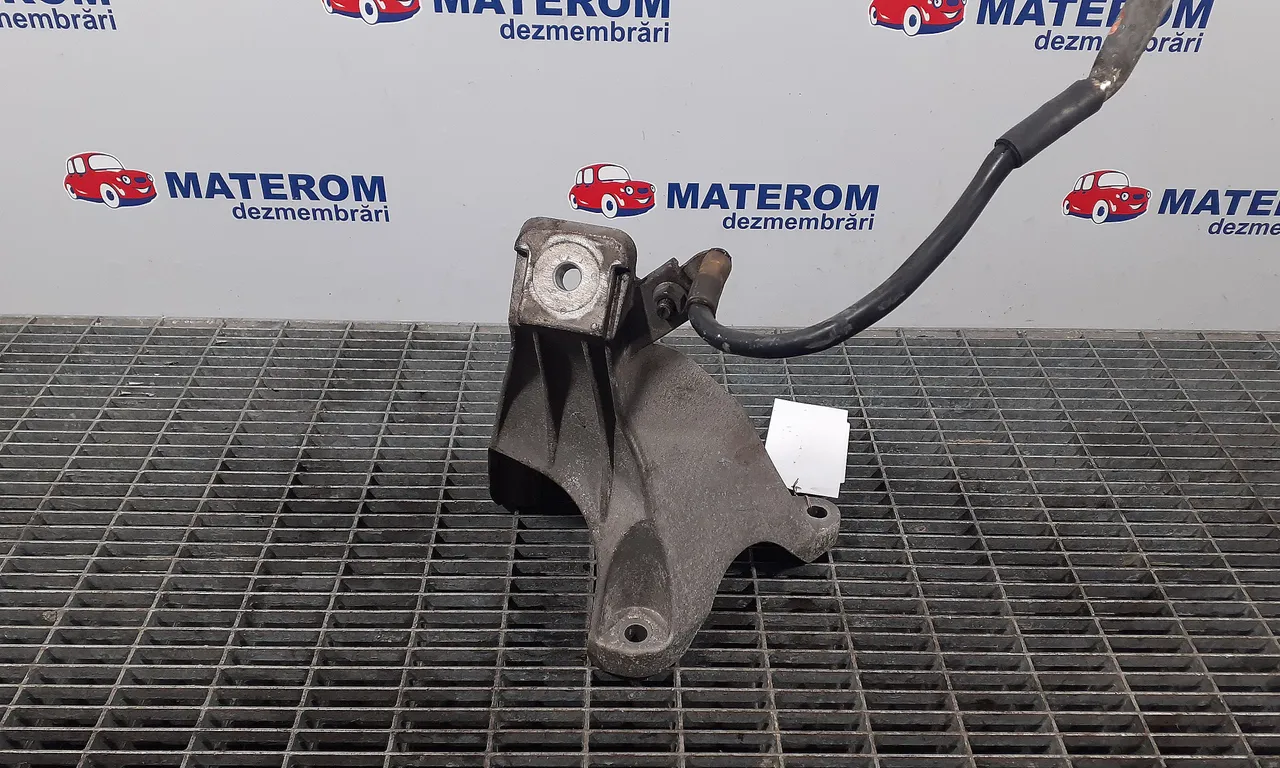 SUPORT MOTOR DREAPTA AUDI A6 C6 Avant 2004-2011