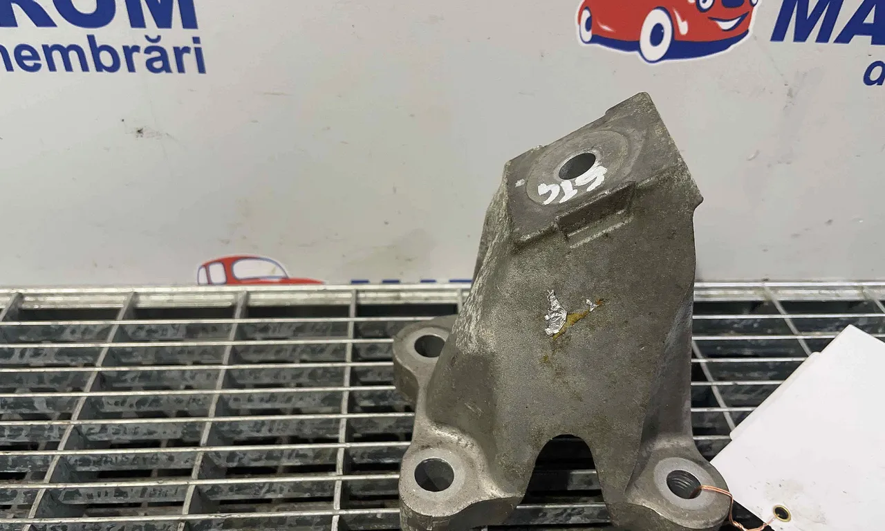 SUPORT MOTOR STANGA AUDI A6 C6 Avant 2004-2011