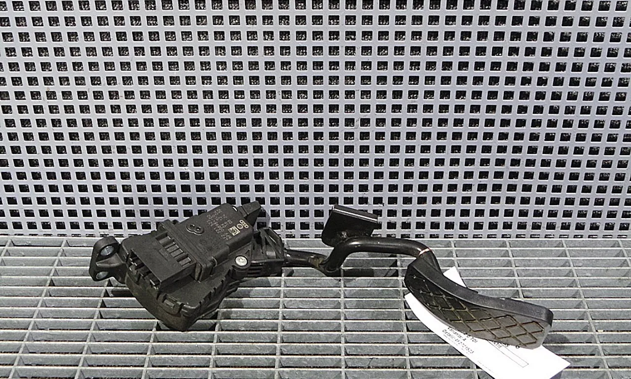 PEDALA ACCELERATIE AUDI A6 C6 Avant 2004-2011