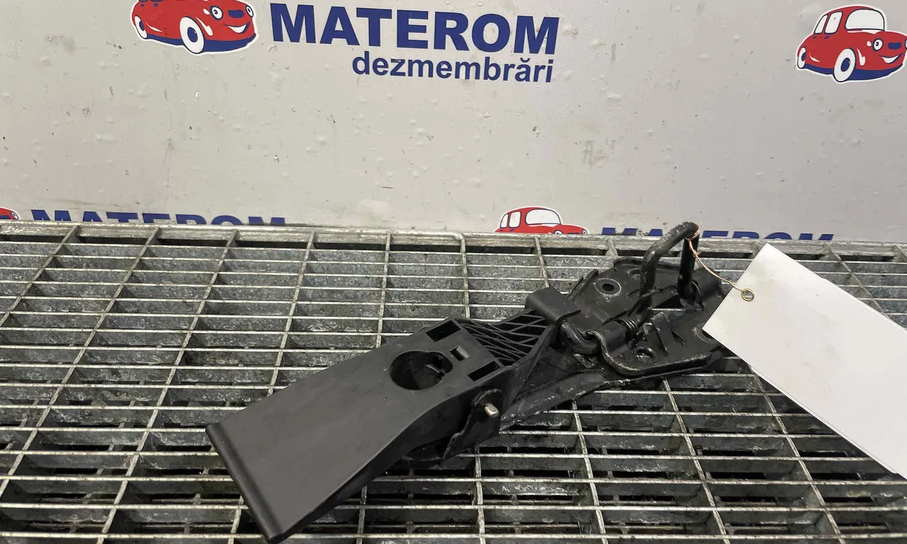 INCUIETOARE CAPOTA FATA AUDI A6 C7 2010-2019