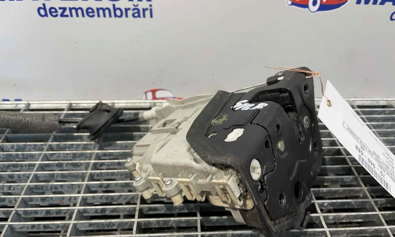 INCUIETOARE USA FATA STANGA AUDI A6 C7 2010-2019