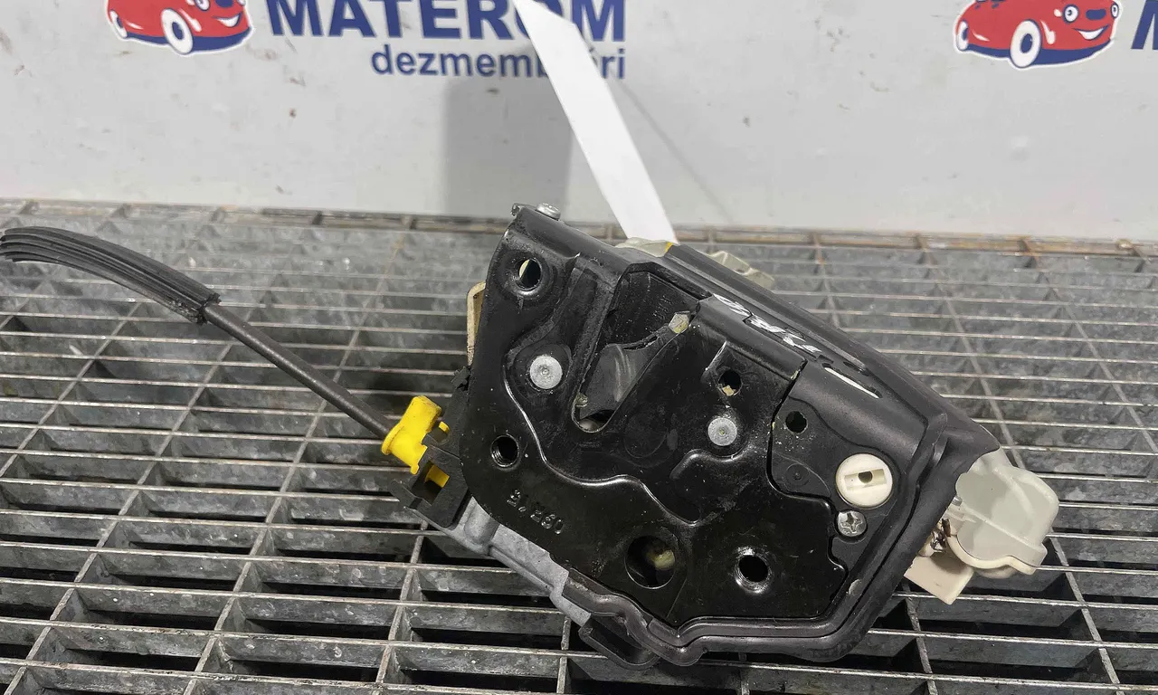 INCUIETOARE USA SPATE DREAPTA AUDI A6 C7 2010-2019