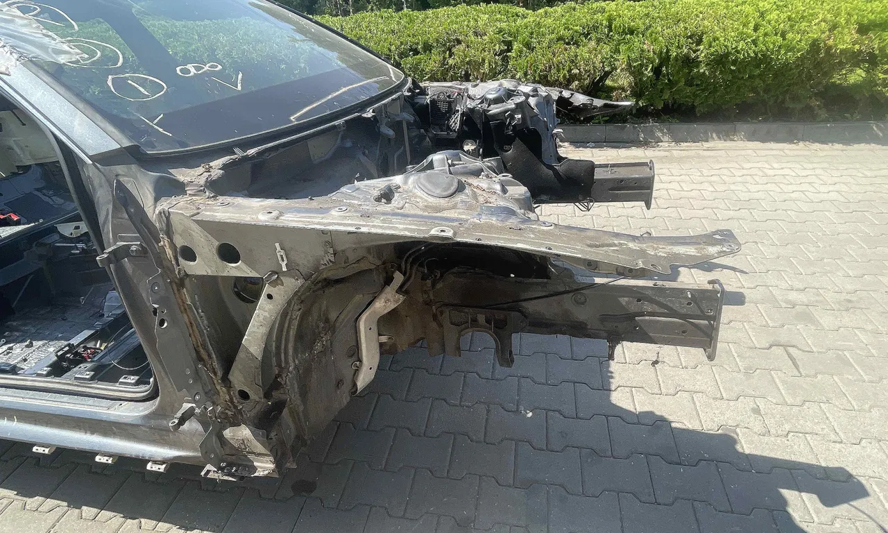 LONJERON DREAPTA AUDI A6 C7 2010-2019