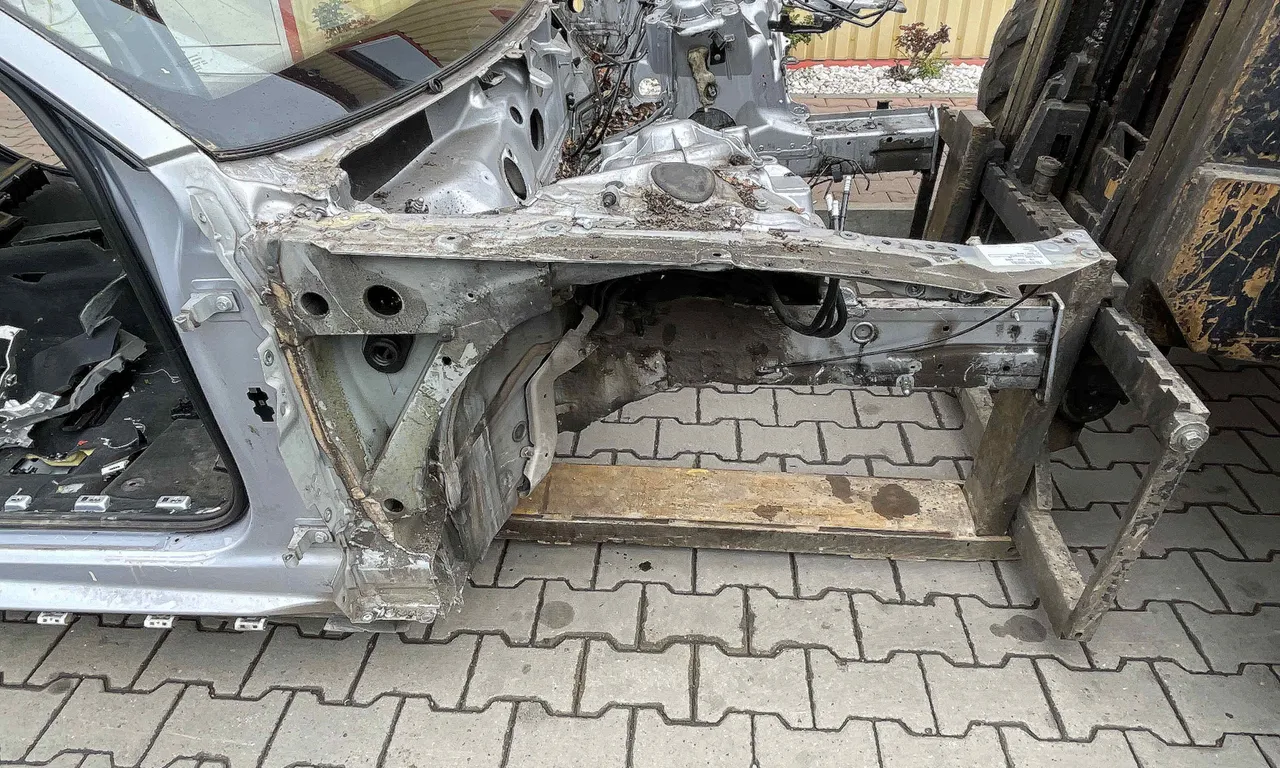 LONJERON DREAPTA AUDI A6 C7 2010-2019
