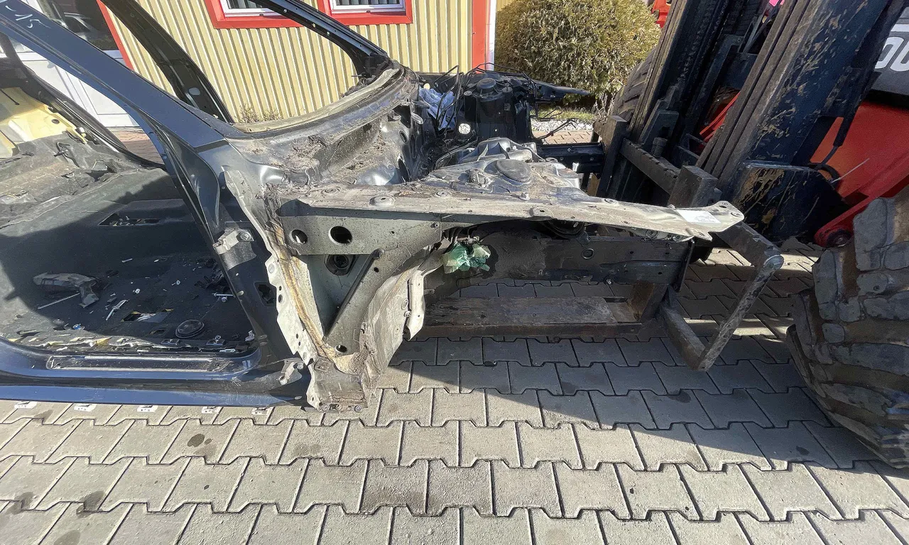 LONJERON DREAPTA AUDI A6 C7 2010-2019