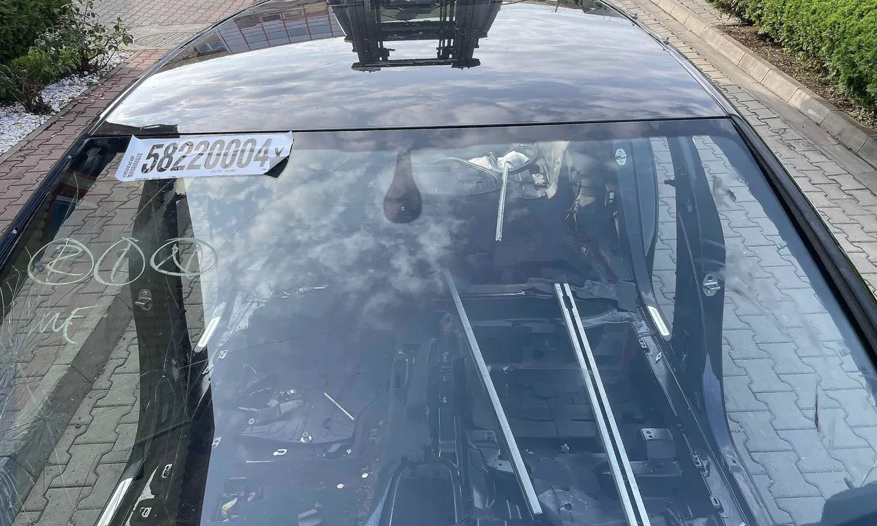 PAVILION AUDI A6 C7 2010-2019