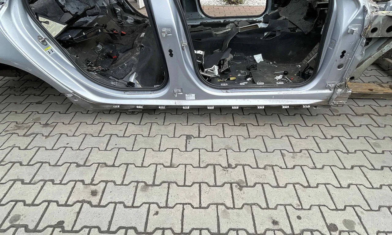 PRAG DREAPTA AUDI A6 C7 2010-2019