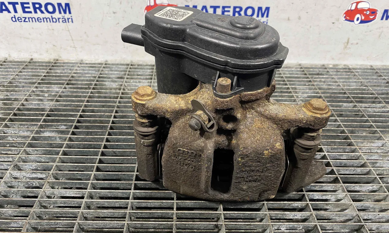 ETRIER SPATE DREAPTA AUDI A6 C7 2010-2019