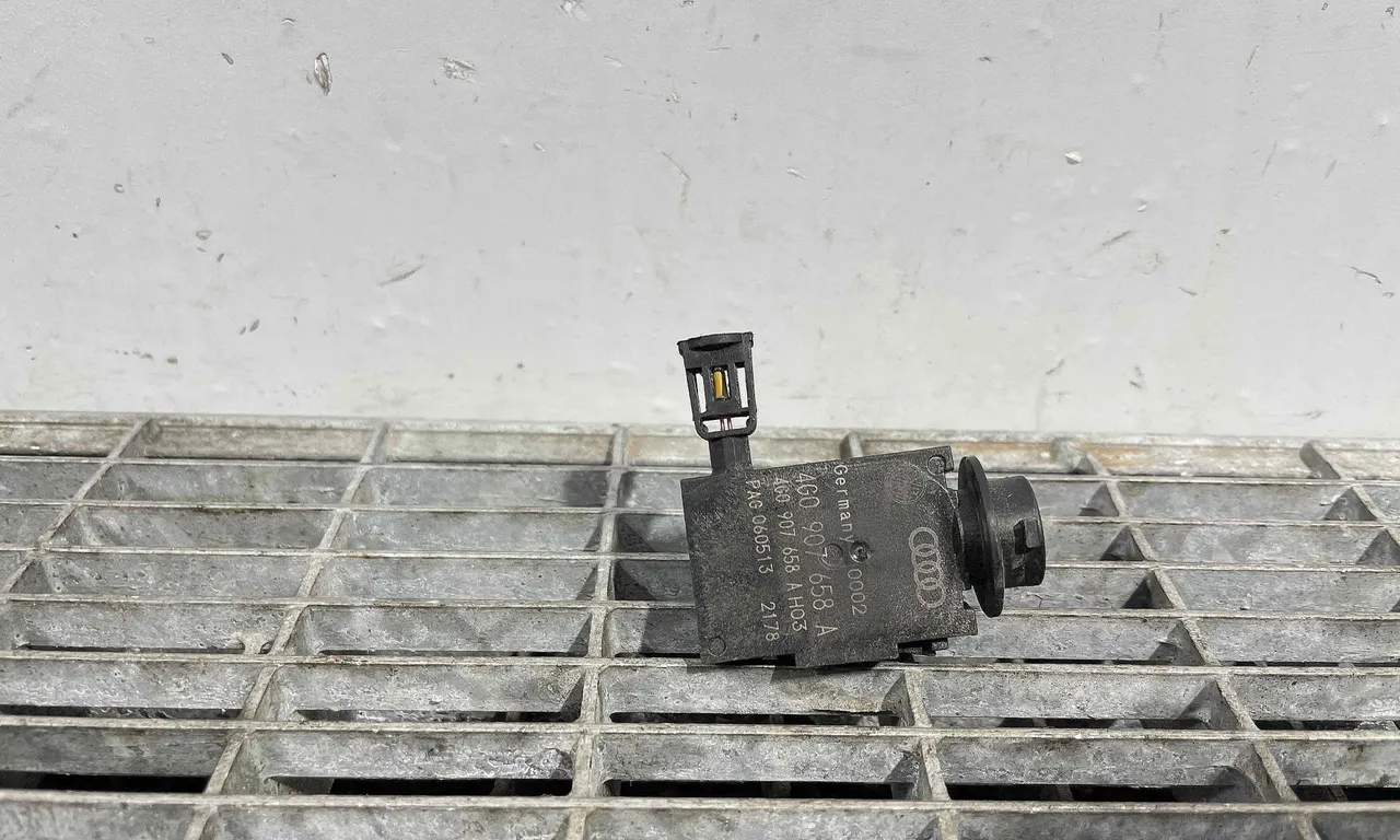 SENZOR AER CONDITIONAT AUDI A6 C7 2010-2019