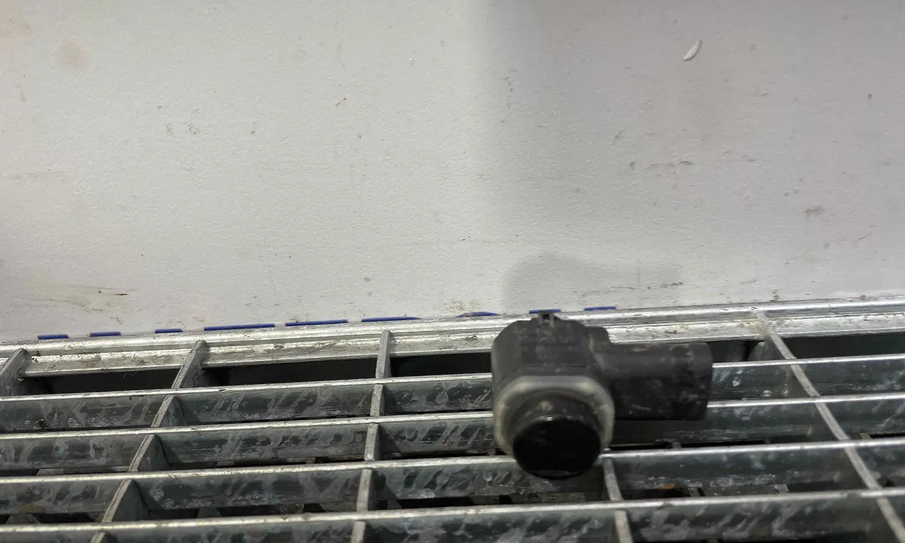 SENZOR PARCARE FATA AUDI A6 C7 2010-2019