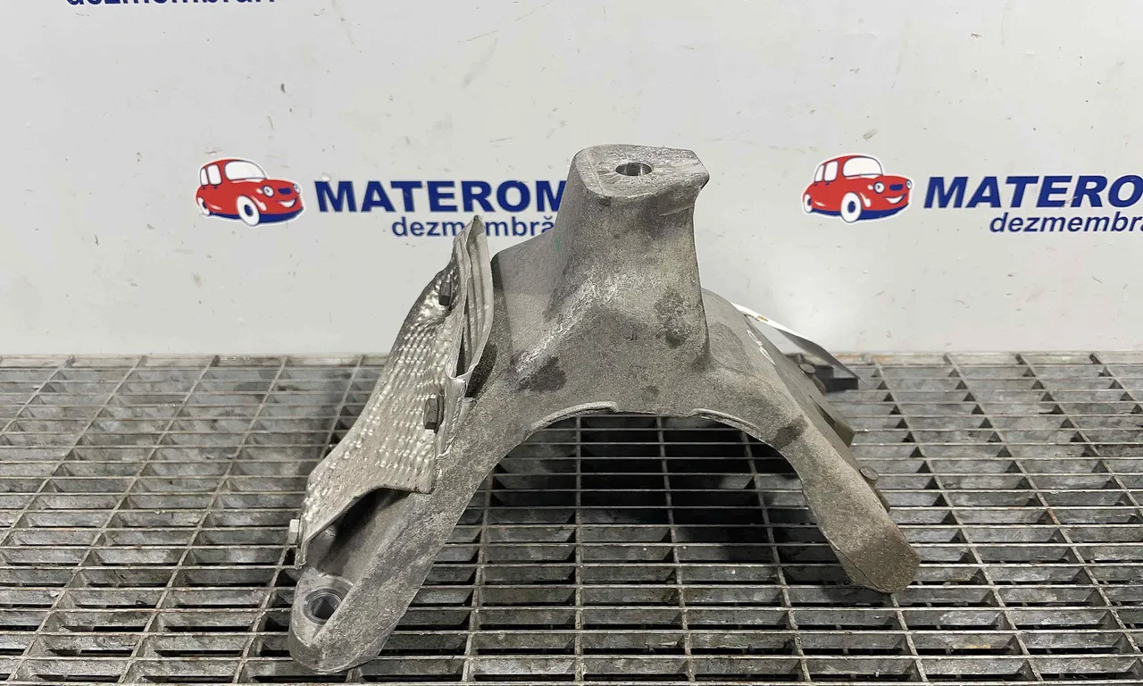SUPORT MOTOR DREAPTA AUDI A6 C7 2010-2019