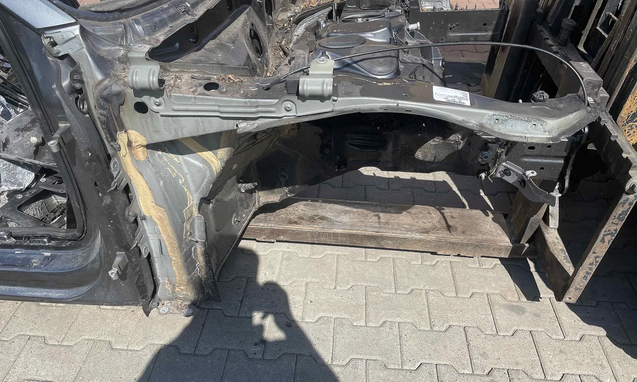 LONJERON DREAPTA AUDI A6 C8 2018-2024