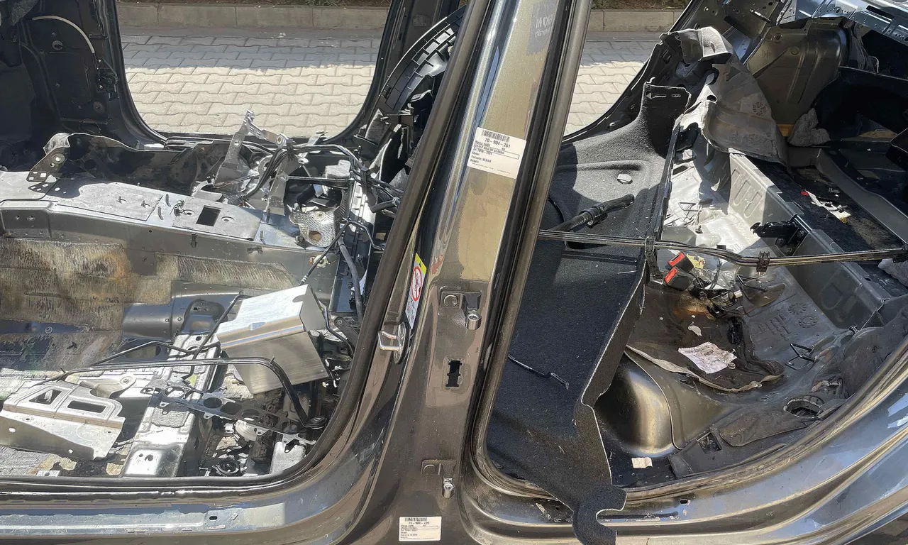 STALP MIJLOC STANGA AUDI A6 C8 2018-2024