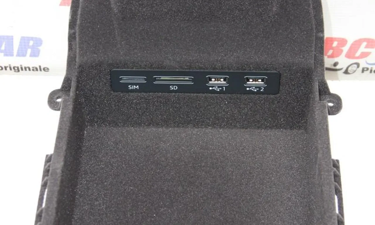 Buzunar depozitare cu panou USB/SIM/SD AUDI A7 Sportback 2017-null