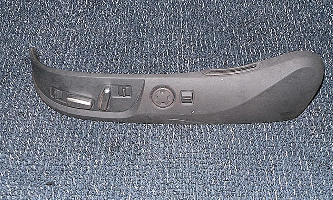 CONSOLA AUDI A8 D3 2002-2010