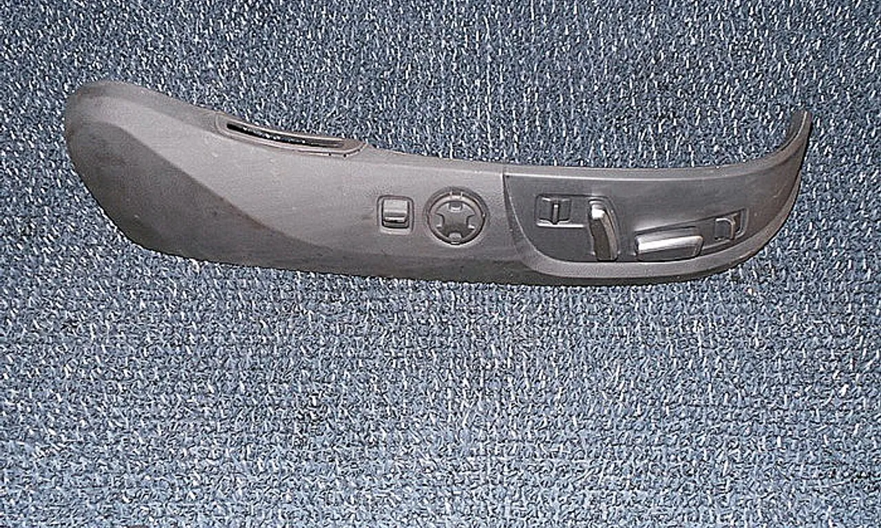 CONSOLA AUDI A8 D3 2002-2010