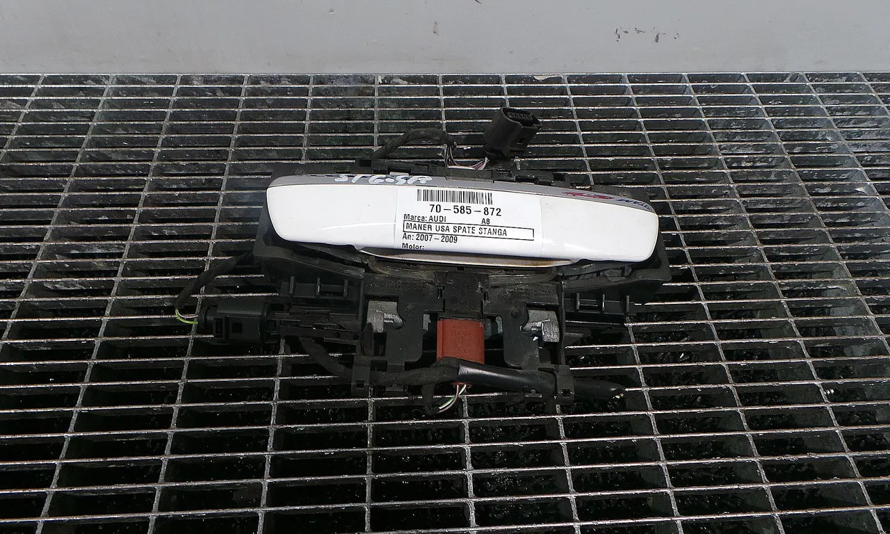 MANER USA SPATE STANGA AUDI A8 D3 2002-2010