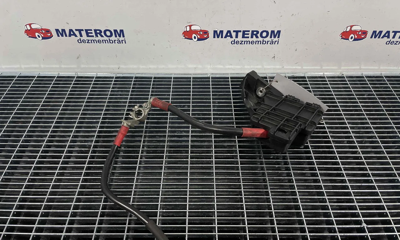 BORNA ACUMULATOR AUDI A8 D3 2002-2010