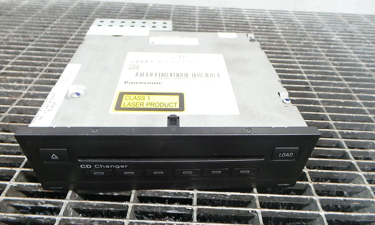 MAGAZIE CD AUDI A8 D3 2002-2010