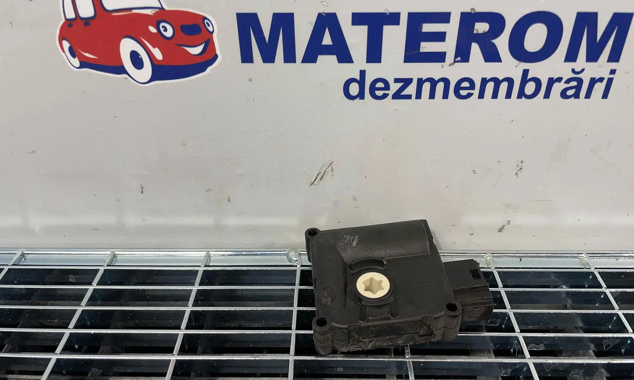 MOTORAS CLAPETA INCALZIRE AUDI A8 D3 2002-2010