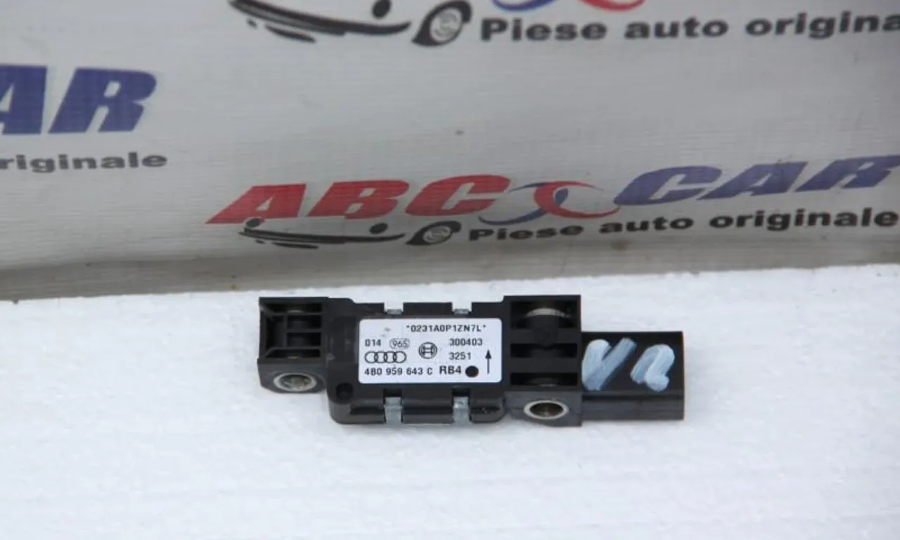 Senzor impact AUDI A8 D3 2002-2010