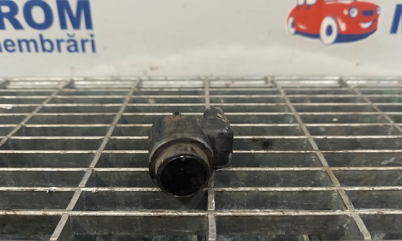 SENZOR PARCARE FATA AUDI A8 D3 2002-2010