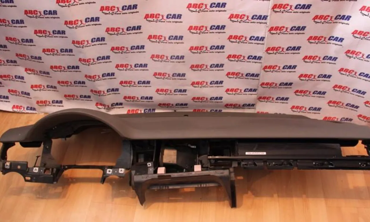 Plansa de bord AUDI A8 D3 2002-2010