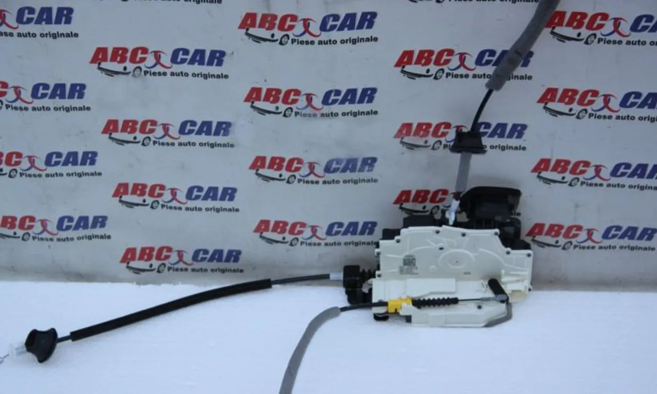 Broasca usa stanga fata AUDI A8 D4 2009-2019
