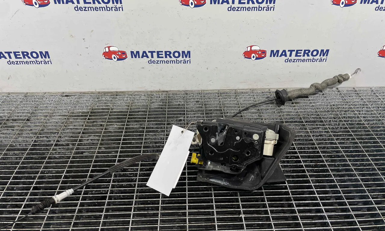 INCUIETOARE USA FATA DREAPTA AUDI A8 D4 2009-2019
