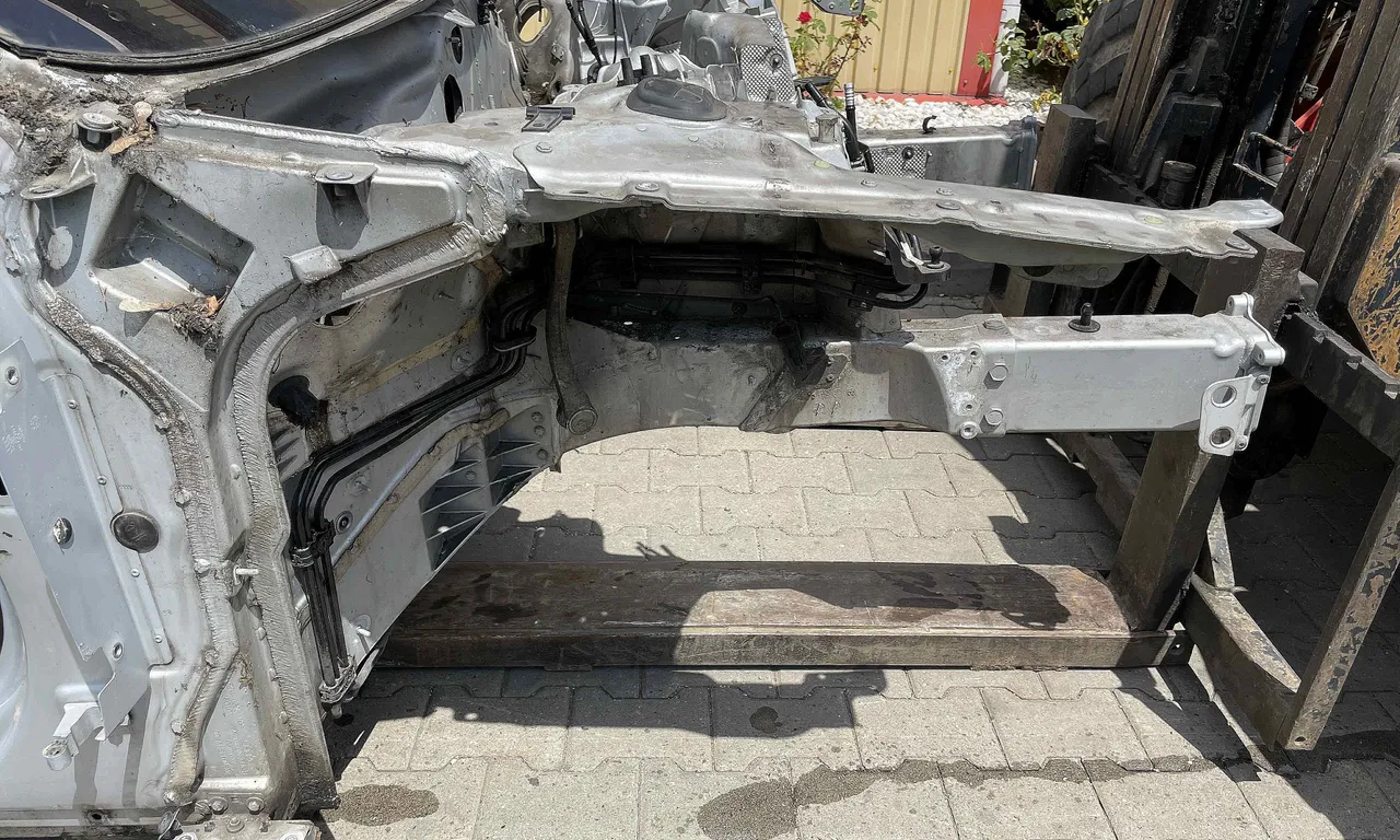 LONJERON DREAPTA AUDI A8 D4 2009-2019