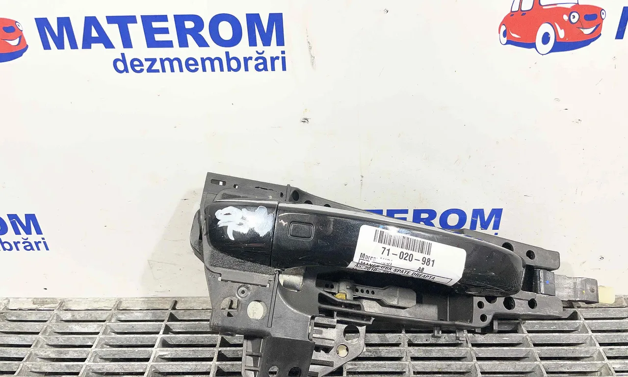 MANER USA SPATE DREAPTA AUDI A8 D4 2009-2019