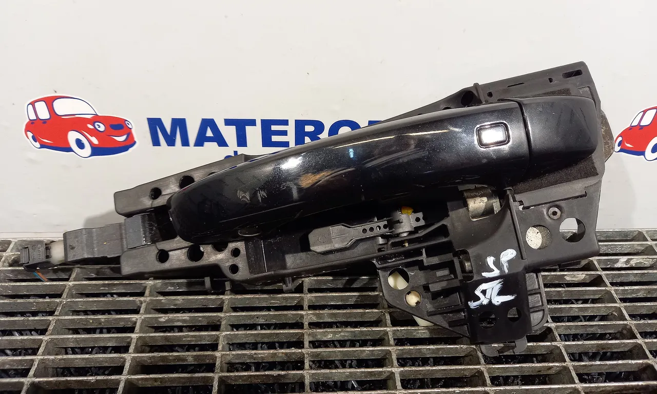 MANER USA SPATE STANGA AUDI A8 D4 2009-2019