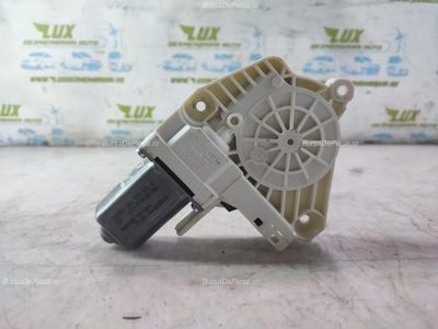 Motoras geam dreapta