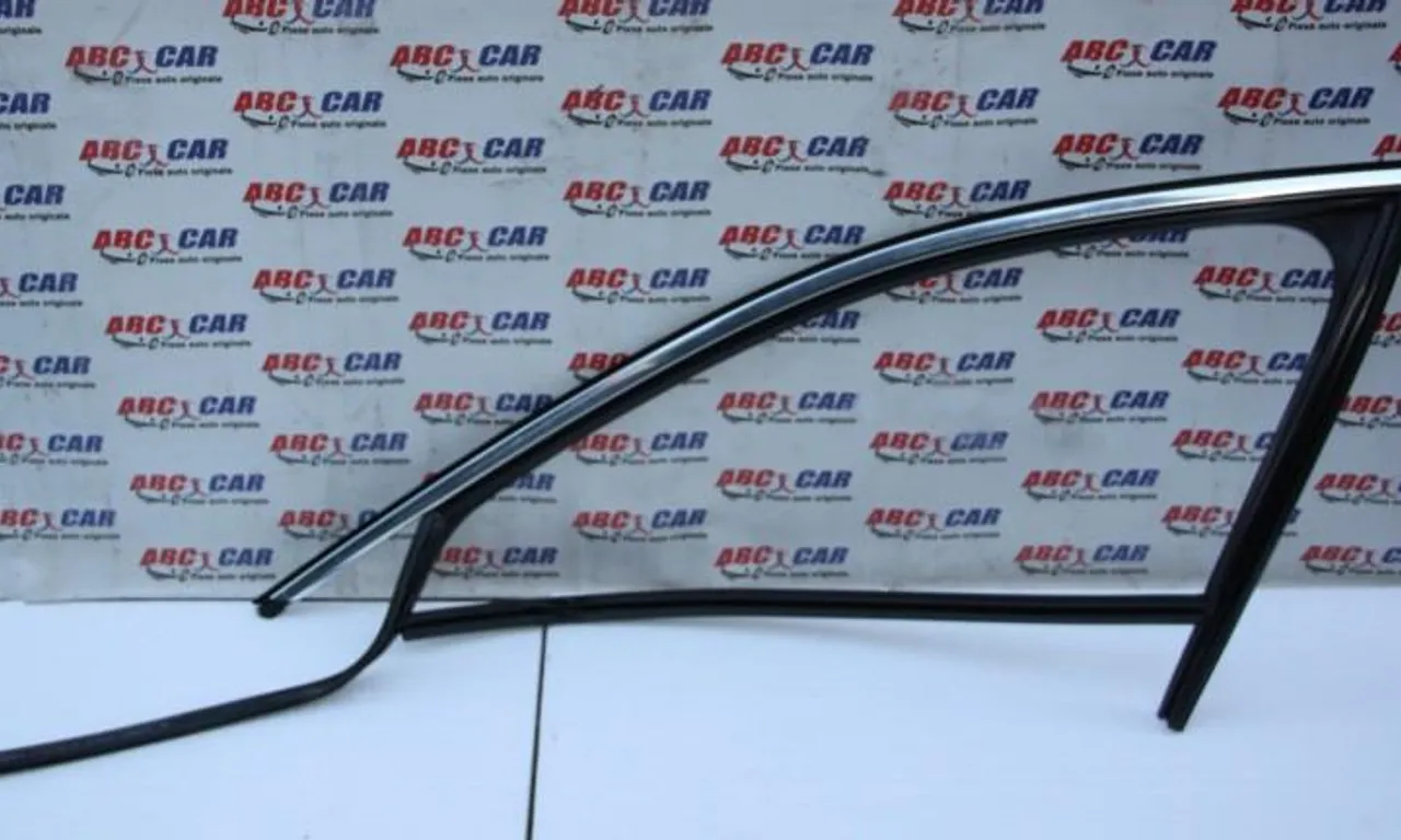 Ornament cromat si cheder usa stanga fata AUDI A8 D4 2009-2019