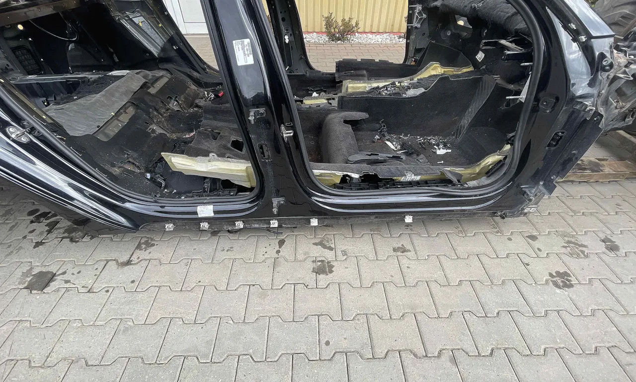 PRAG DREAPTA AUDI A8 D4 2009-2019