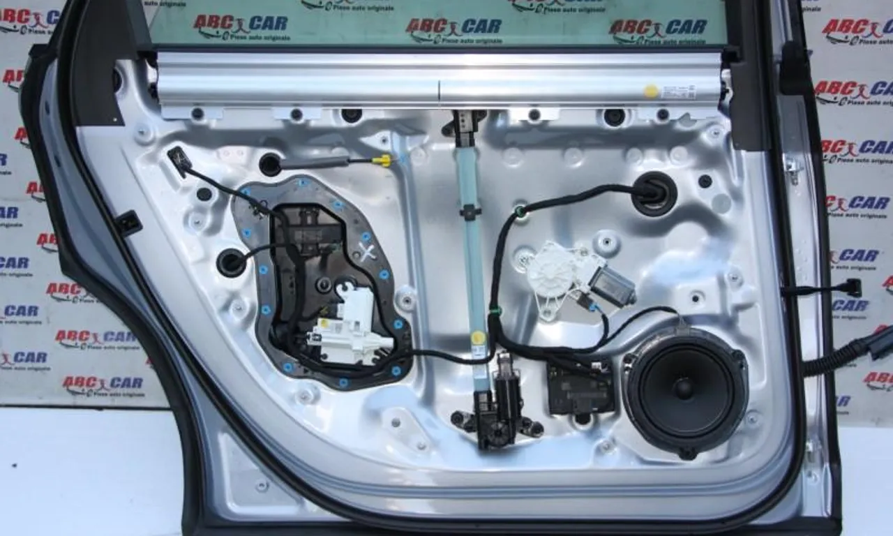 Boxa usa dreapta spate AUDI A8 D4 2009-2019