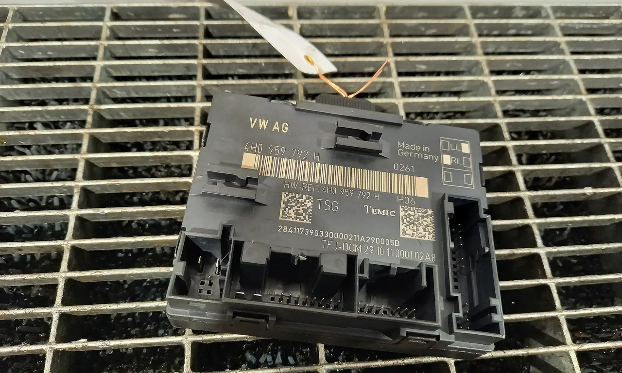 MODUL USA/DREAPTA FATA AUDI A8 D4 2009-2019