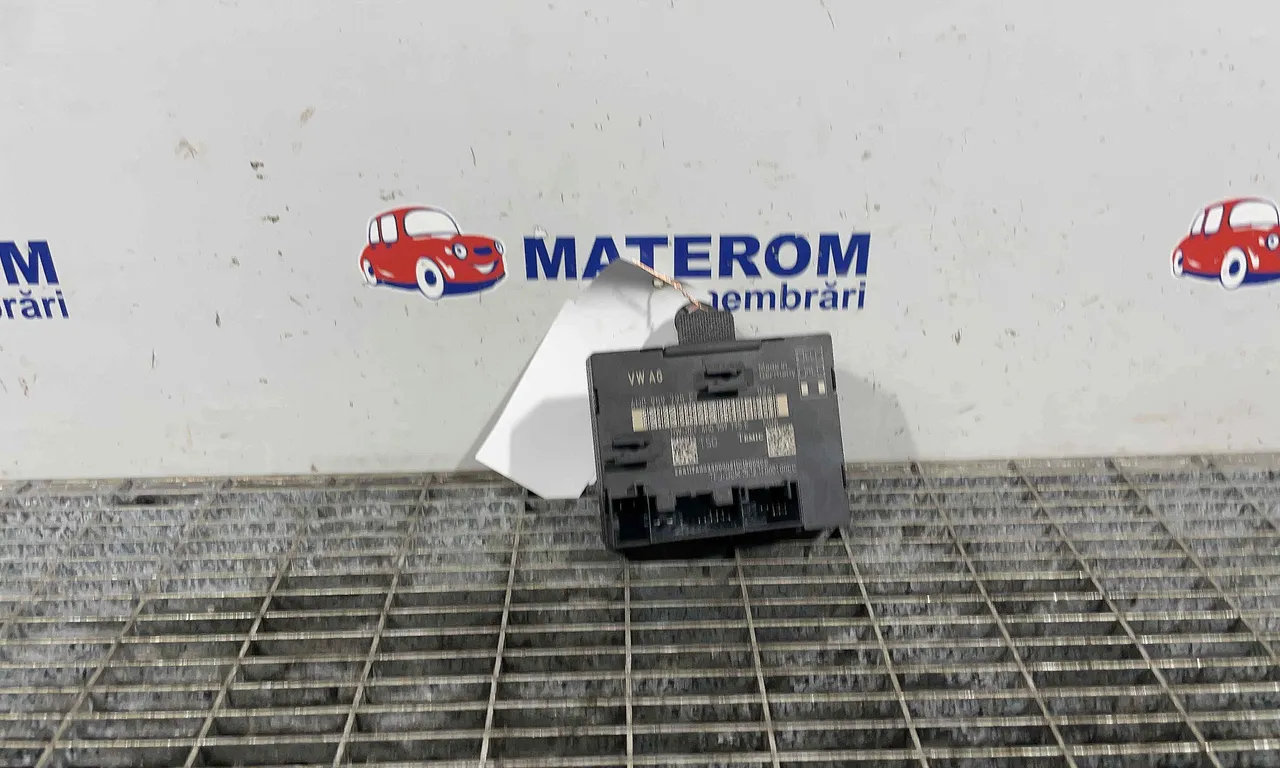 MODUL USA/DREAPTA SPATE AUDI A8 D4 2009-2019