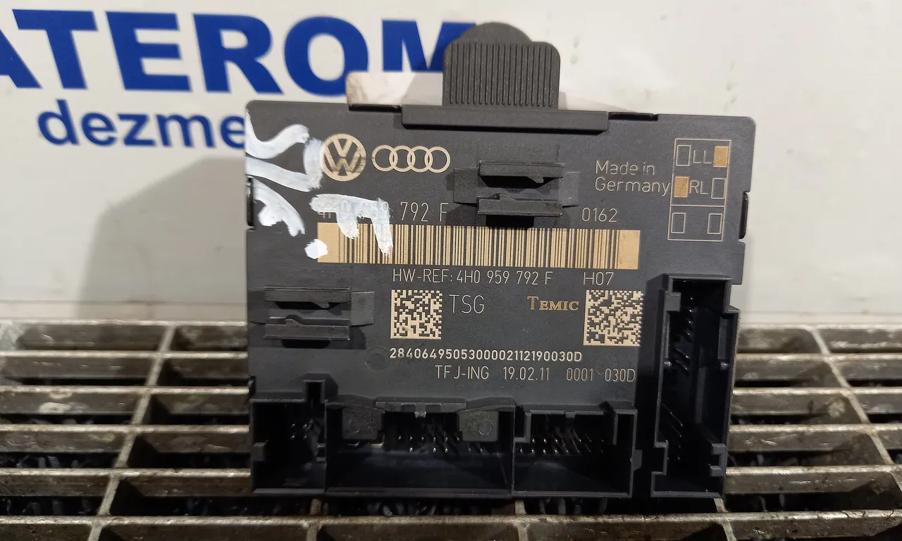 MODUL USA/STANGA FATA AUDI A8 D4 2009-2019