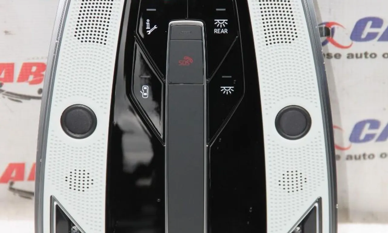 Plafoniera AUDI A8 D4 2009-2019