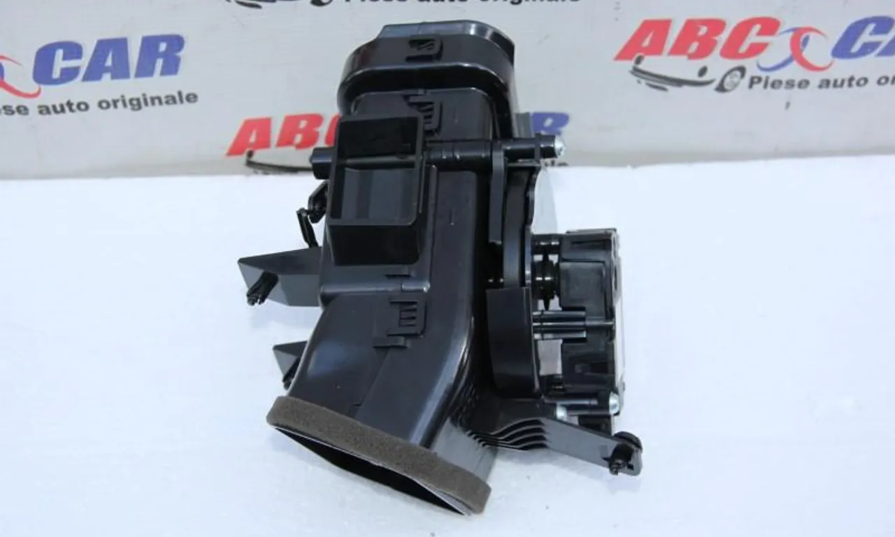 Grila ventilatie cu motoras stanga AUDI A8 D4 2009-2019